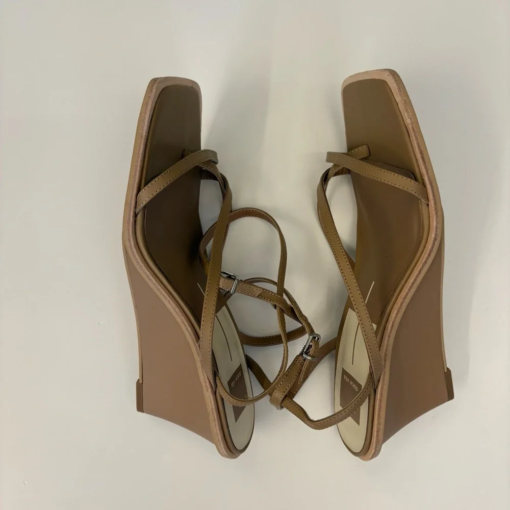 Dolce Vita || Gemini Wedge Sandals Strappy Tan Beige Nude 9.5‎ NWOB